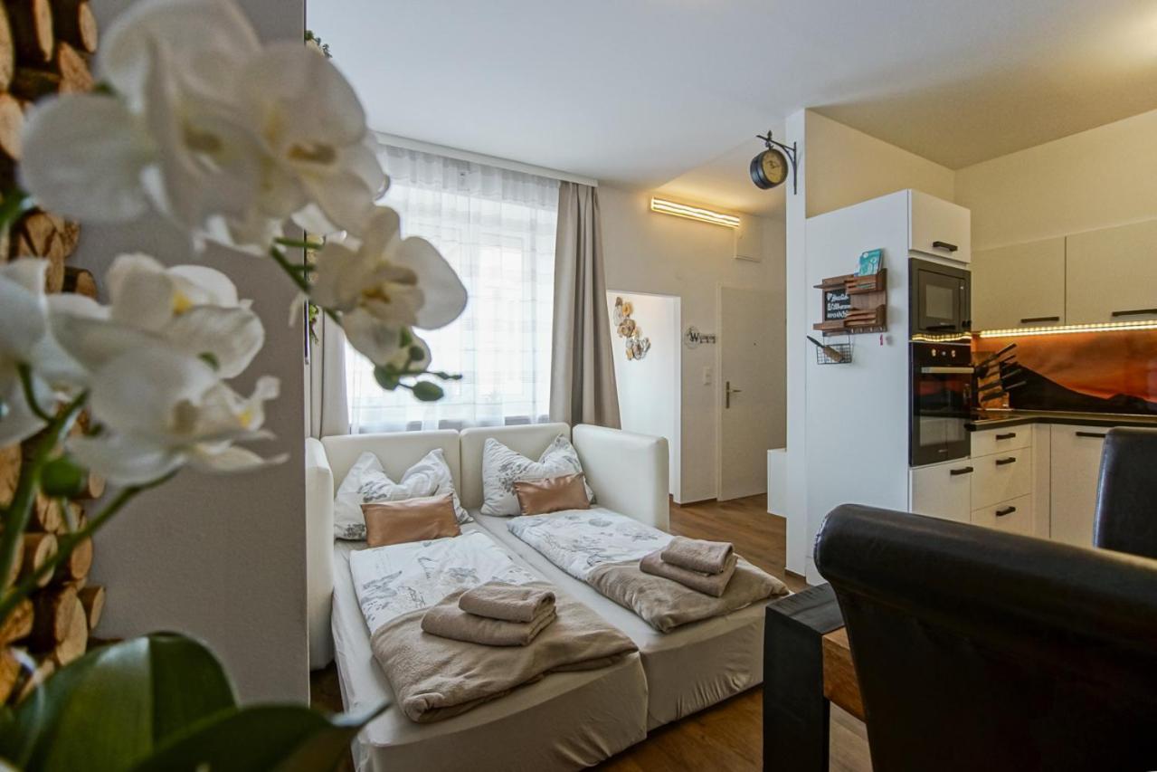 Auszeit Steiraland 8 Mit Ueberdachten Balkon Und Parkplatz Leoben  Eksteriør billede