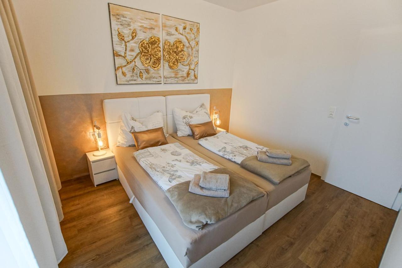 Auszeit Steiraland 8 Mit Ueberdachten Balkon Und Parkplatz Leoben  Eksteriør billede