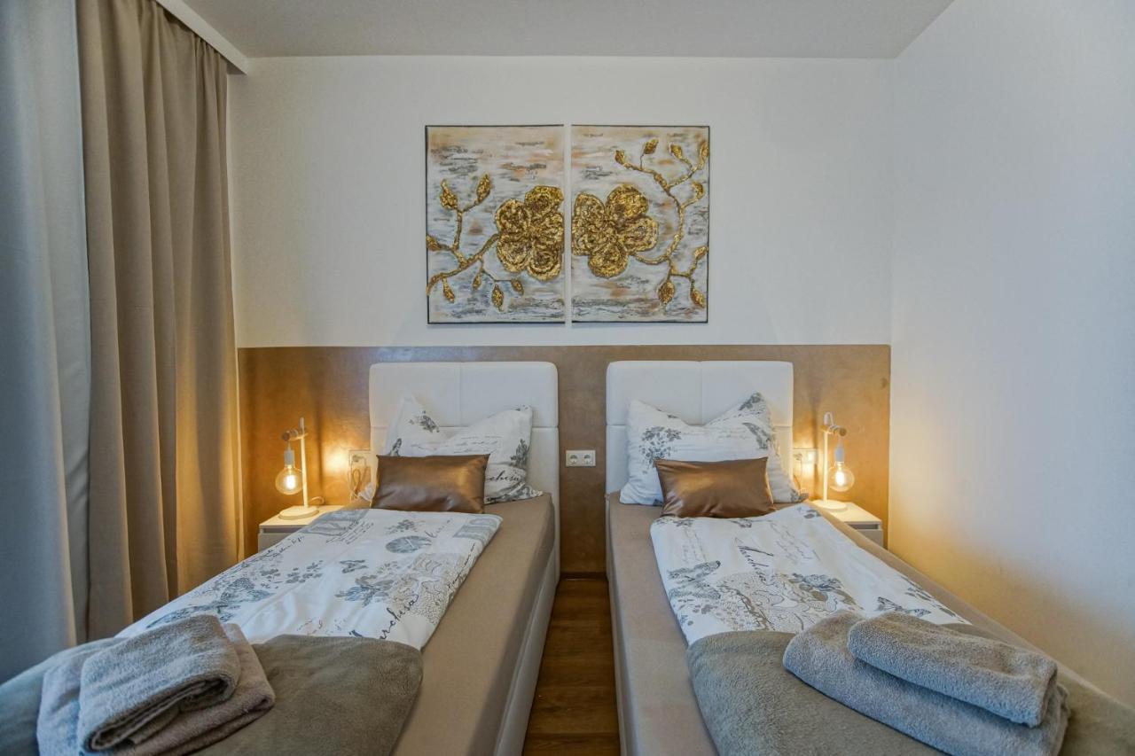 Auszeit Steiraland 8 Mit Ueberdachten Balkon Und Parkplatz Leoben  Eksteriør billede